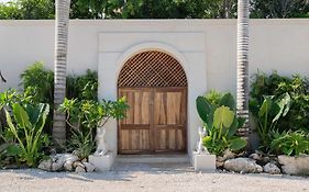 Anat Tantric Boutique Hotel